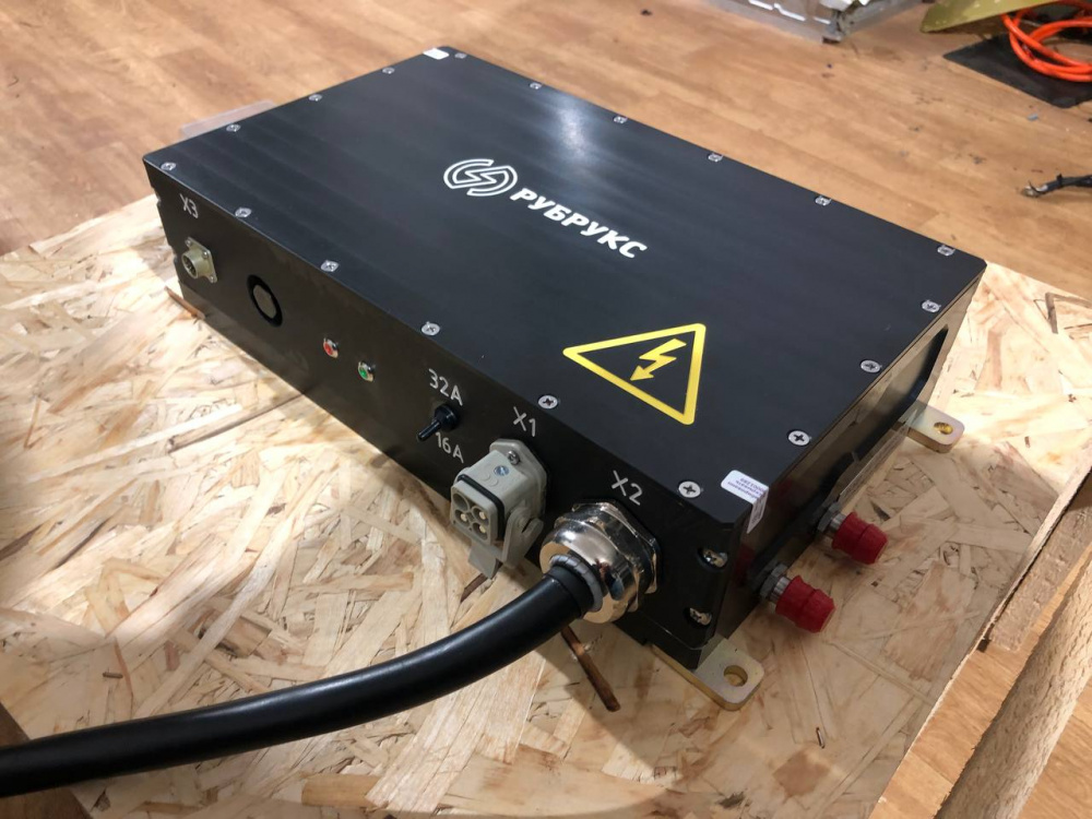 Зарядное устройство бортовое RUBRUKS RBC-360-7
